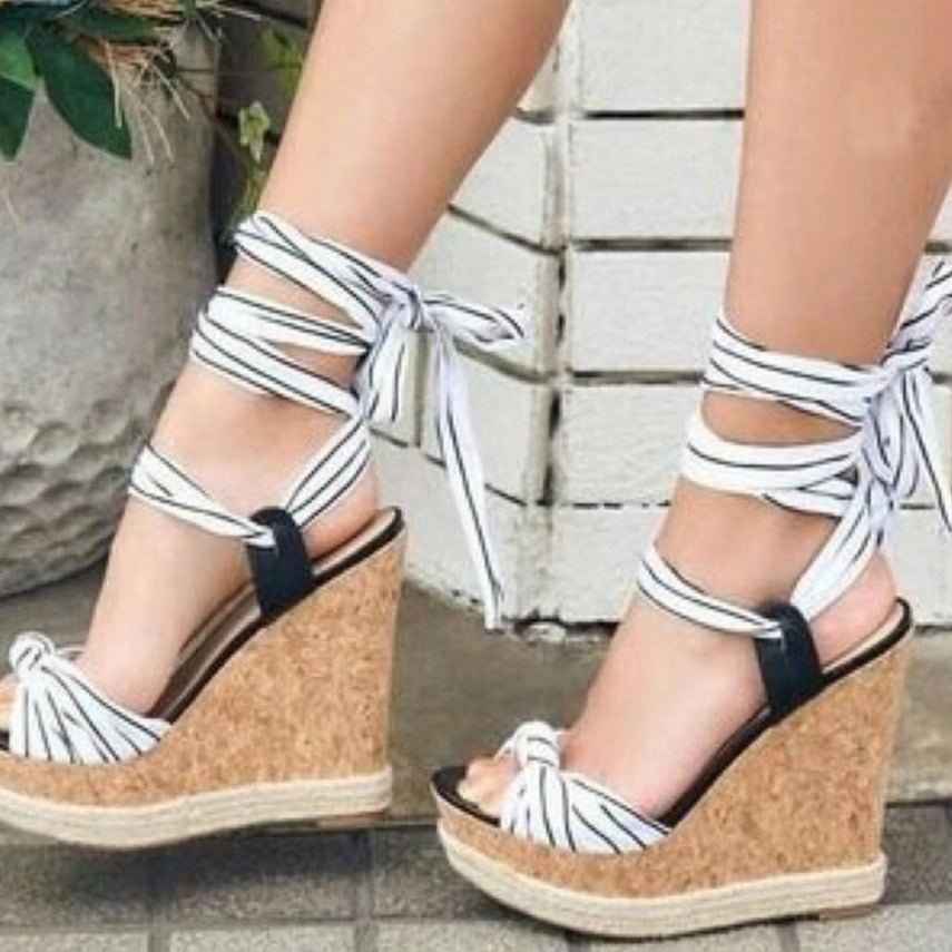Elegant Slope : High Heel Sandals