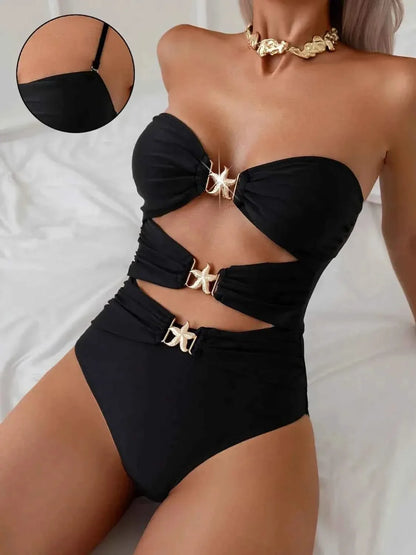 Trendy Cutout Sweetheart: One-Piece Swimwear