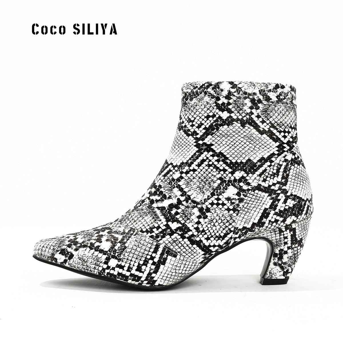 Elegant Large Pointed Toe : Thick Heel Boots