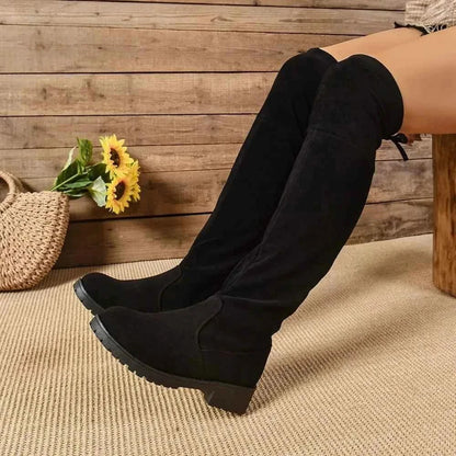 Round Toe Suede : Low Heel Boots